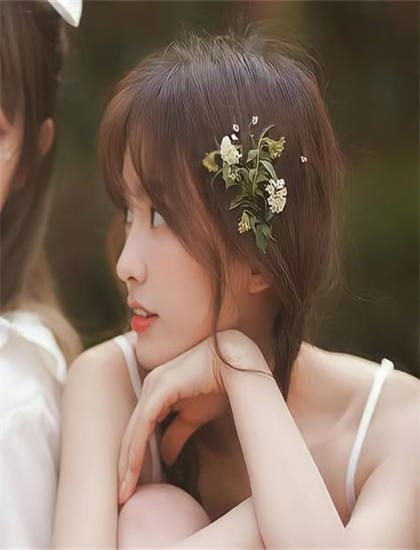 影视作品深度评论：【审美标准评判】《别墅囚禁》的叙事技巧与导演风格